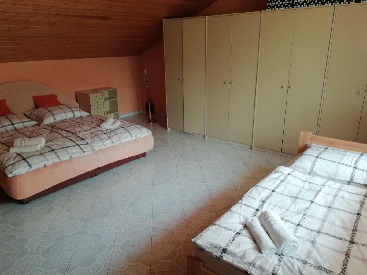 Privat Cerenica Apartment Belusa Ngoại thất bức ảnh